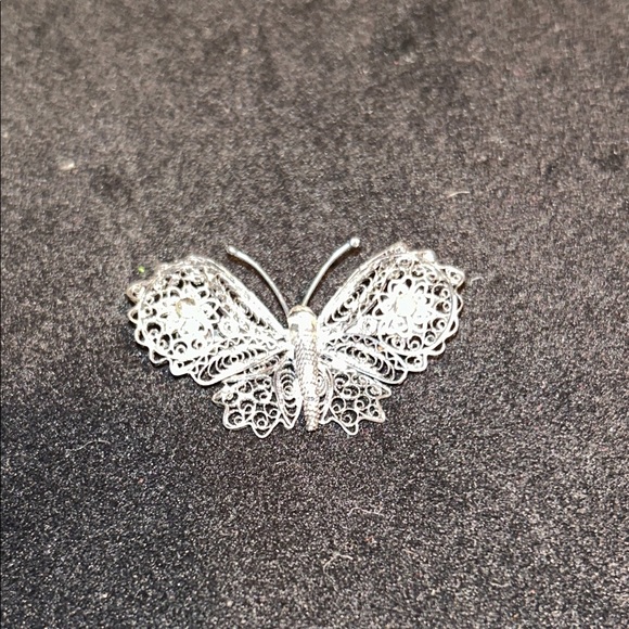 Vintage Silver Filigree Butterfly Brooch | 1930s - Picture 7 of 9